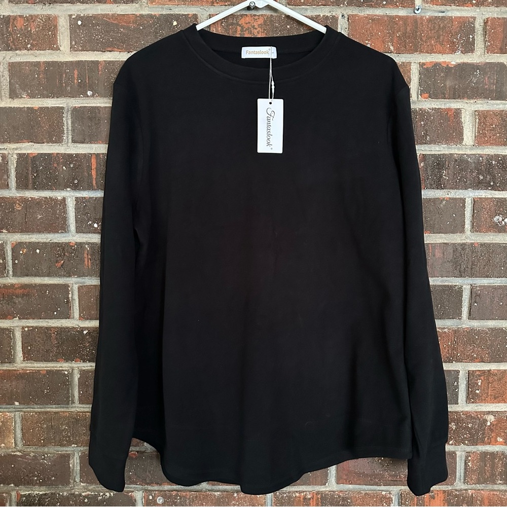 NWT Women’s Black Fantaslook Long Sleeve Crewneck Top
